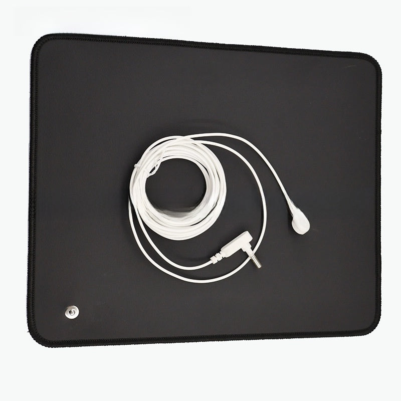 The CalmNest Grounding Mat